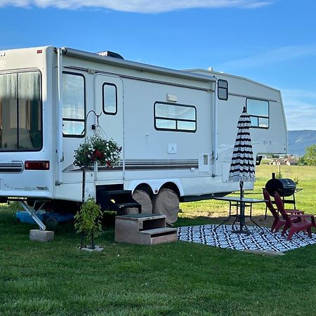Mission Mountain Camper Apartment Saint Ignatius ภายนอก รูปภาพ